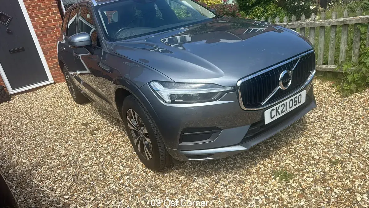 Used Volvo XC60 Momentum 2021 Grey SUV