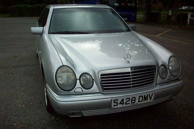 Used Mercedes E240 Avantgarde 1998 Sedan
