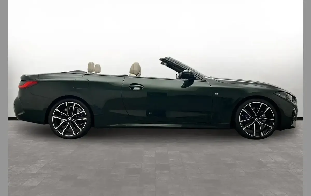 Usado BMW 420 M Sport 187 HP (137 kW) 2022 Verde Cabrios