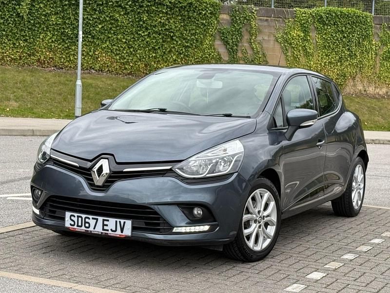 Grey Used 2017 Renault Clio IV Dynamique Hatchback | £4,590 (Super price) - Image 1/4