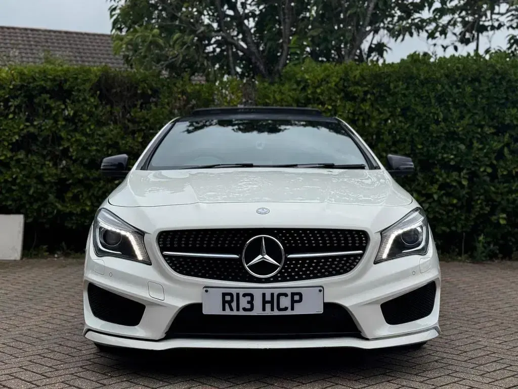 Used Mercedes CLA220 AMG 170 HP (125 kW) 2013 White Coupe