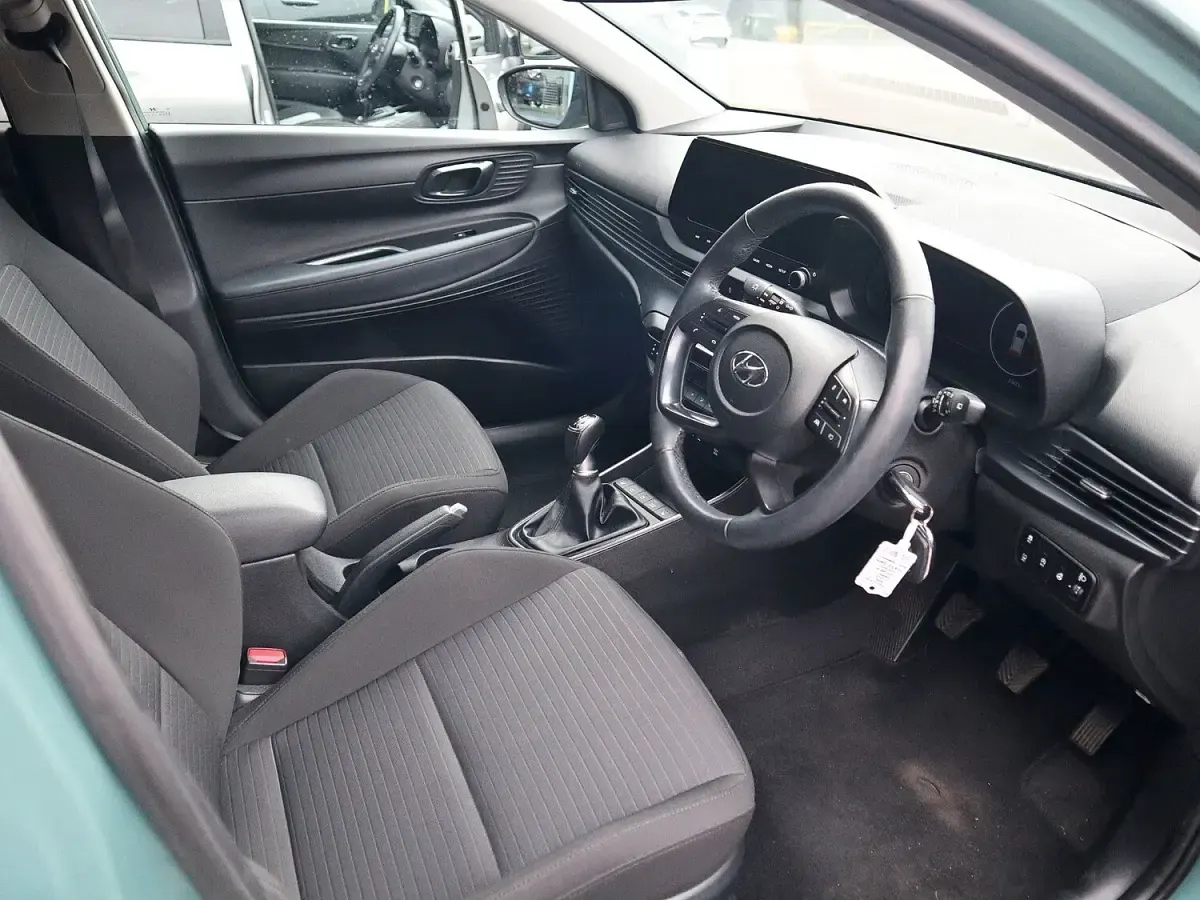 Used Hyundai i20 Premium 2022 Green Hatchback