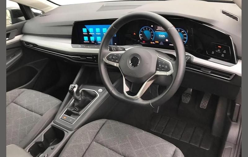 Used VW Golf VIII Life 128 HP (94 kW) 2020 Black Hatchback