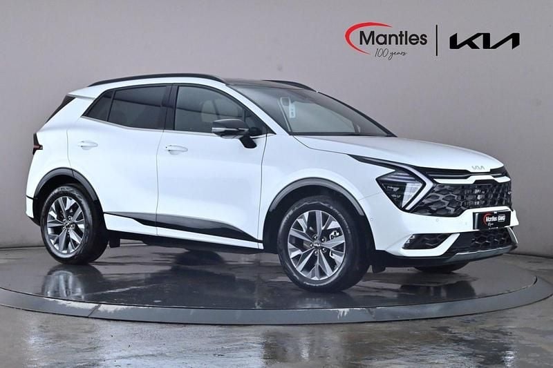 White Used 2025 Kia Sportage GT-Line S SUV | £30,490 (Super price) - Image 1/4