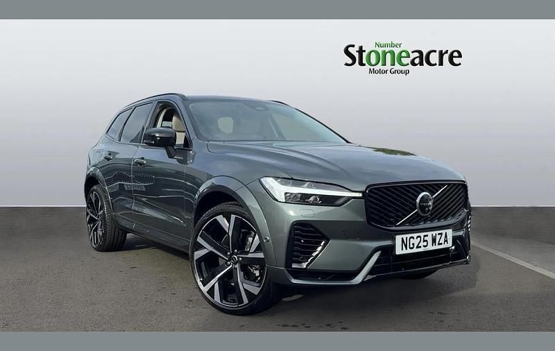 Green New 2025 Volvo XC60 Ultra SUV | £54,995 - Image 1/4