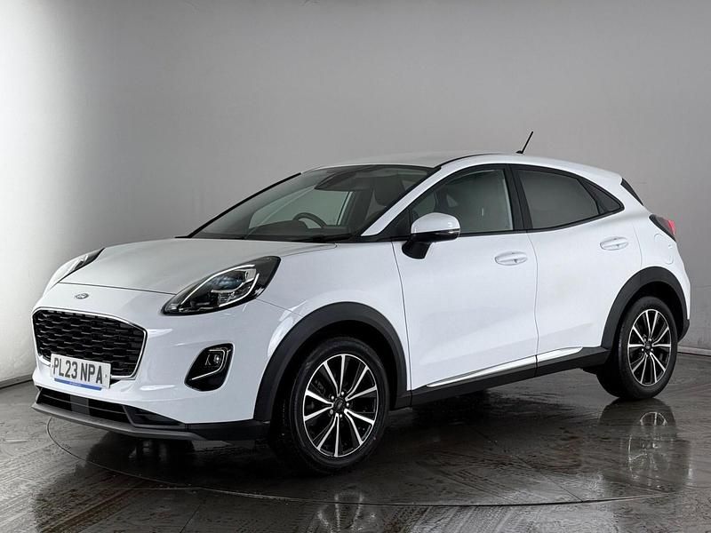 Begagnad Ford Puma Titanium 125 HK (91 kW) 2023 Vit Halvkombi