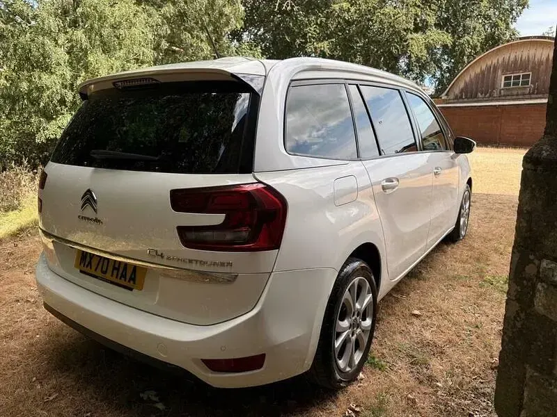 Used Citroën Grand C4 Picasso Feel 130 HP (95 kW) 2020 White MPV