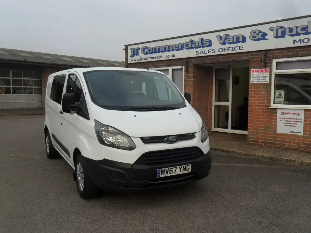 Used Ford Transit Custom Trend 130 HP (95 kW) 2017 White Van