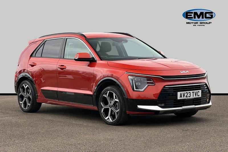 Used Kia Niro 2023 Orange SUV
