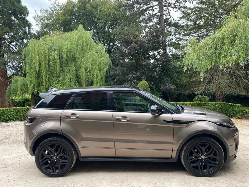 Quartzite bronze Used 2017 Land Rover Range Rover evoque HSE Dynamic SUV | £11,995 (Good price) - Image 1/4