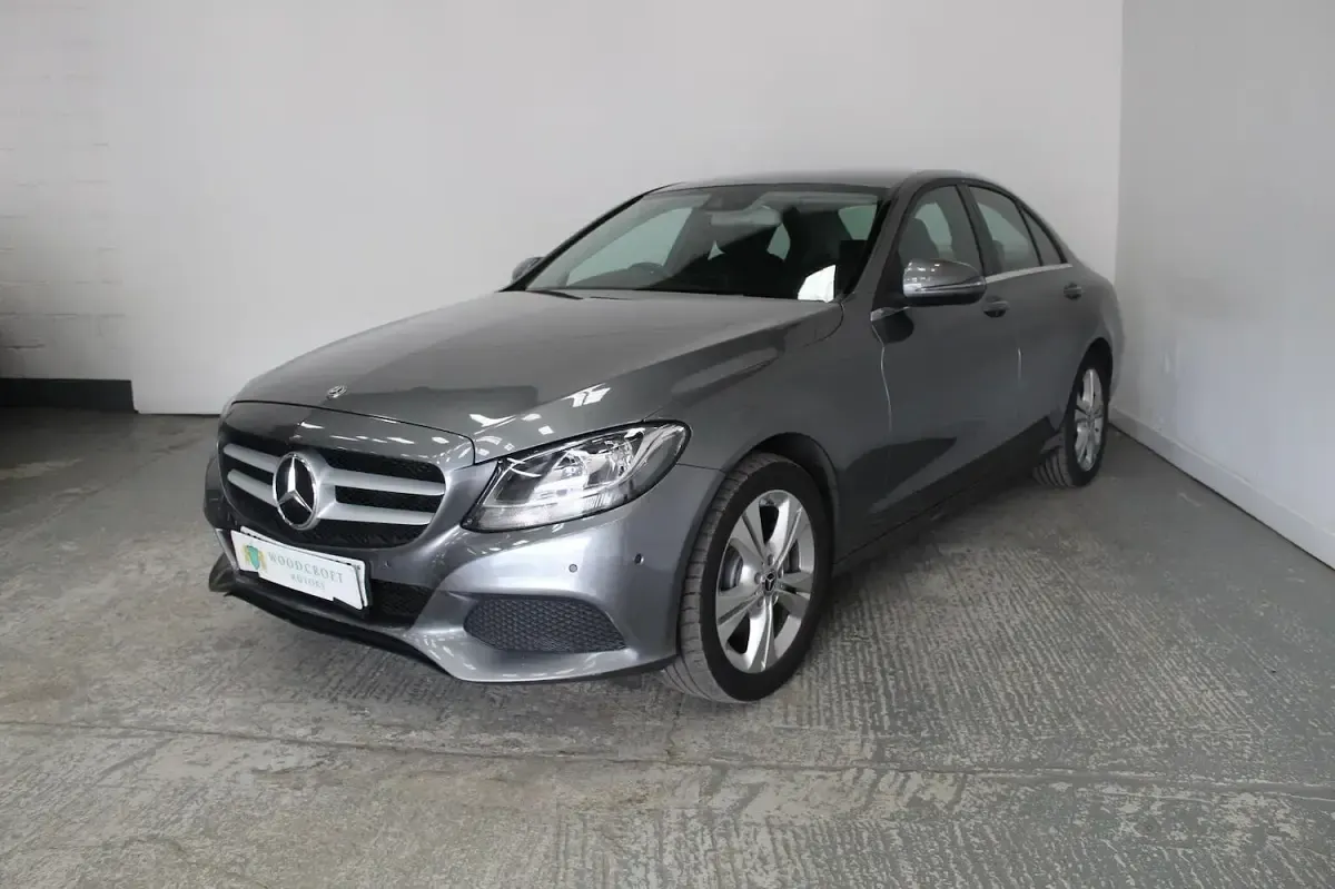 Used Mercedes C220 Executive 170 HP (125 kW) 2018 Grey Sedan