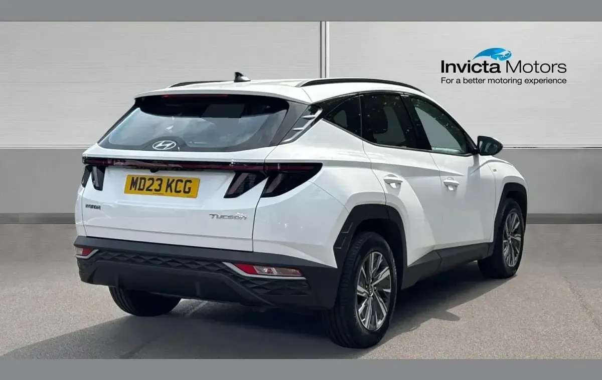 Used Hyundai Tucson SE 150 HP (110 kW) 2023 White SUV
