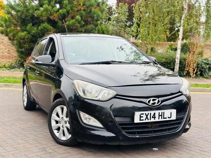 Black Used 2014 Hyundai i20 Active Hatchback | £998 (Super price) - Image 1/4