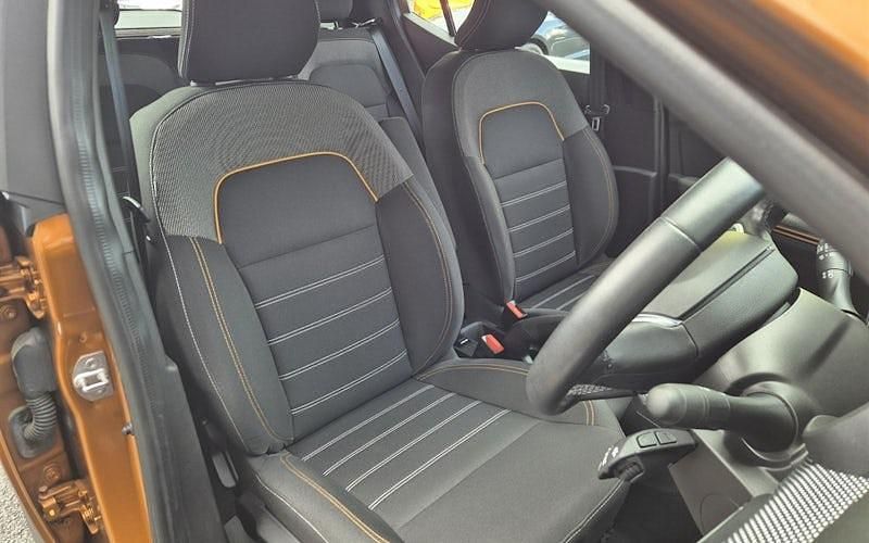 Usado Dacia Sandero Comfort 91 CV (66 kW) 2022 Utilitario
