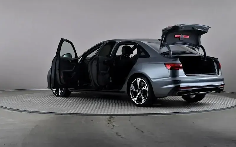 Used Audi A4 Black Edition 150 HP (110 kW) 2023 Grey Sedan
