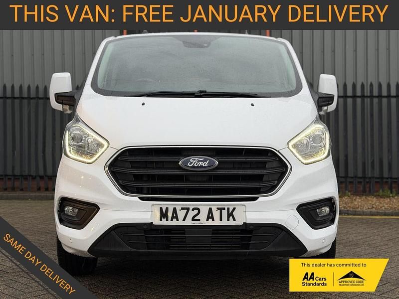 Used Ford Transit Custom Limited 2022 White Van