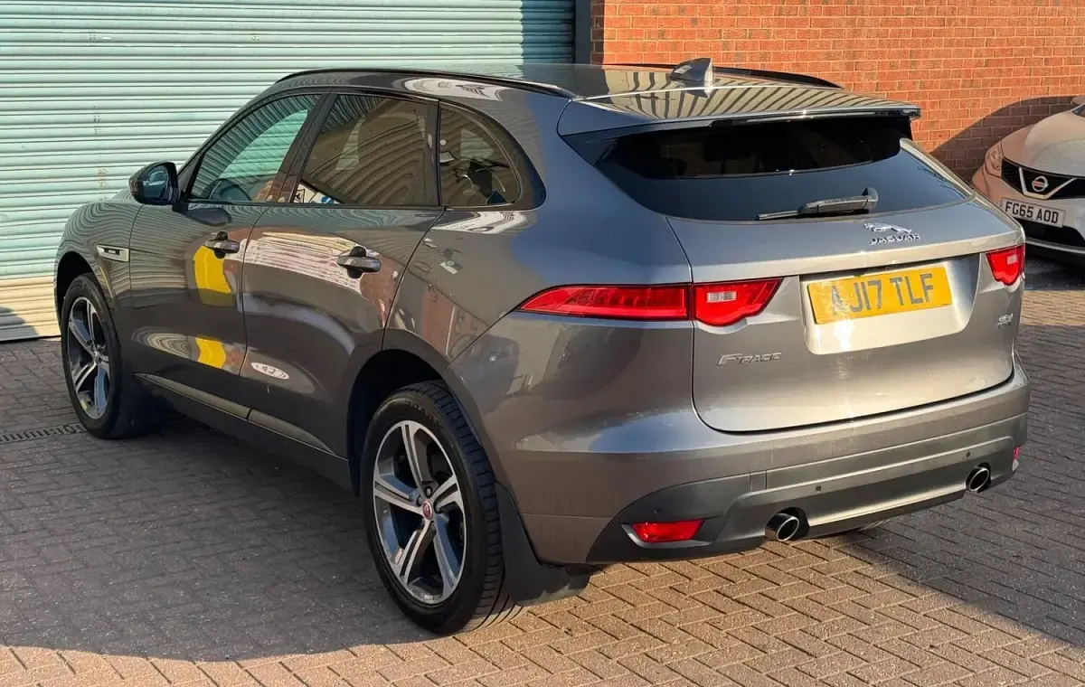 Used Jaguar F-Pace R-Sport 240 HP (176 kW) 2017 Grey SUV