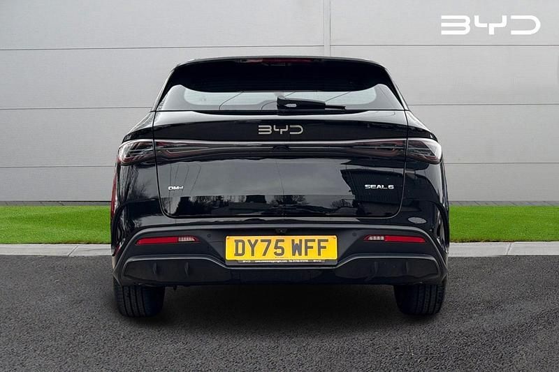 Used BYD Seal Boost 184 HP (135 kW) 2025 Black Estate