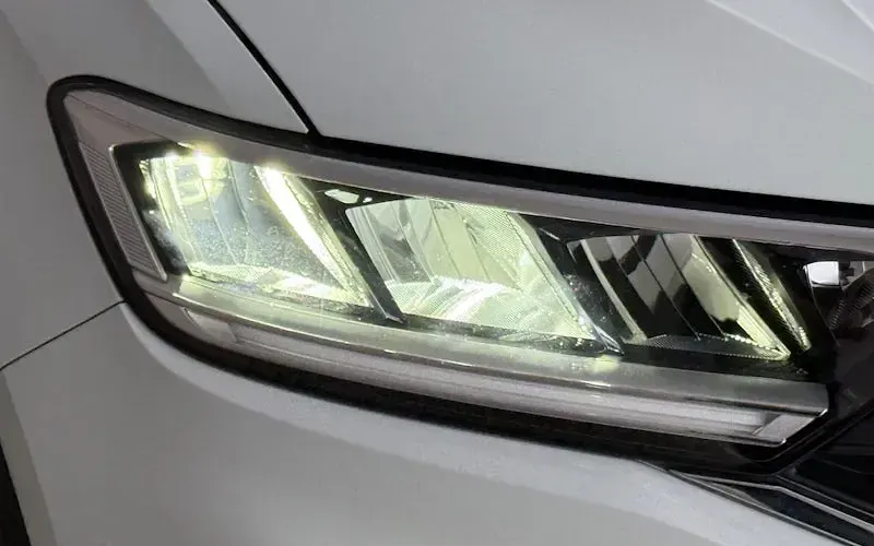 Used VW T-Roc Life 150 HP (110 kW) 2025 SUV