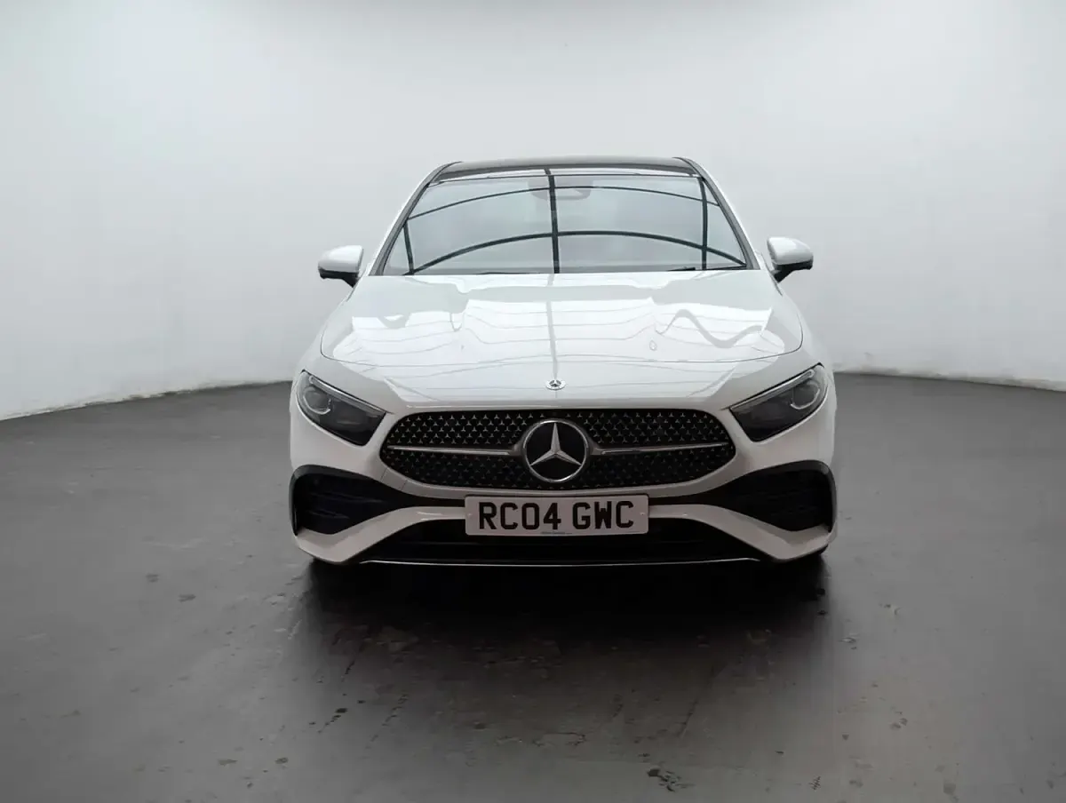 Used Mercedes A180 AMG Line Premium Plus 136 HP (100 kW) 2024 White Hatchback