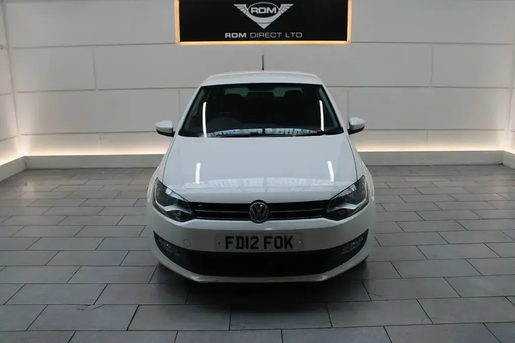 Used VW Polo Match 85 HP (62 kW) 2012 White Hatchback
