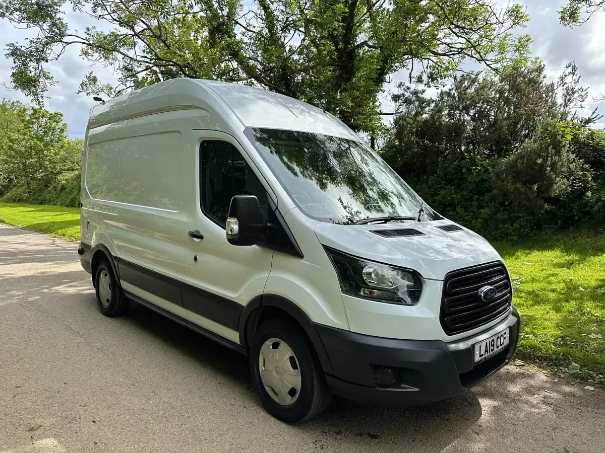 Used Ford Transit 130 HP (95 kW) 2019 White Van