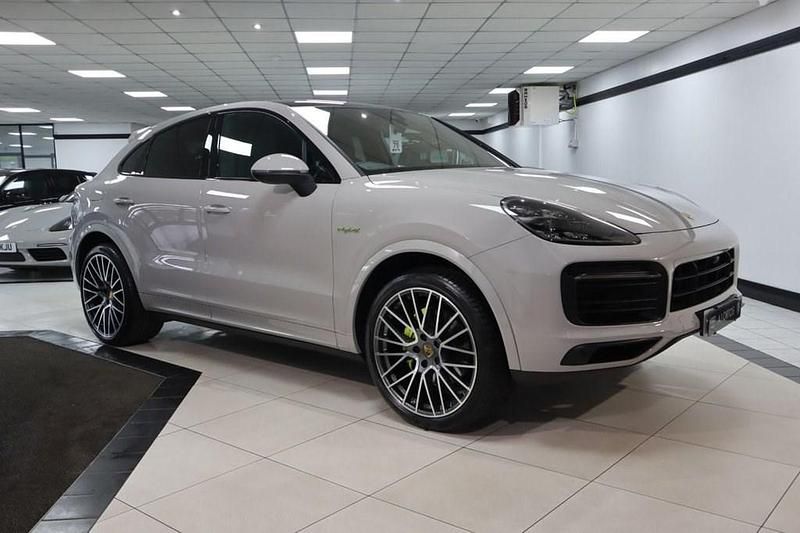 Used Porsche Cayenne 462 HP (339 kW) 2021 Grey SUV