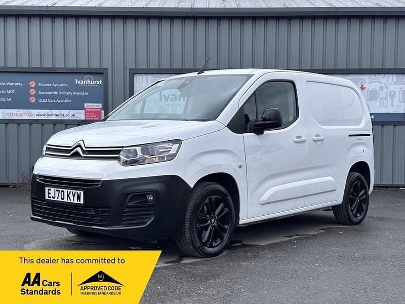 White Used 2021 Citroën Berlingo MPV | £7,950 (Good price) - Image 1/4
