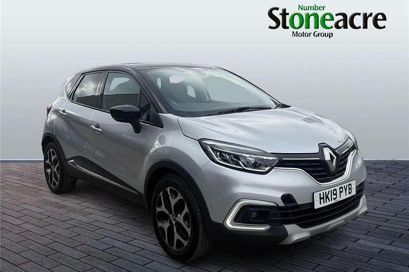 Silver/black Used 2019 Renault Captur GT-Line SUV | £8,500 (Fair price) - Image 1/4
