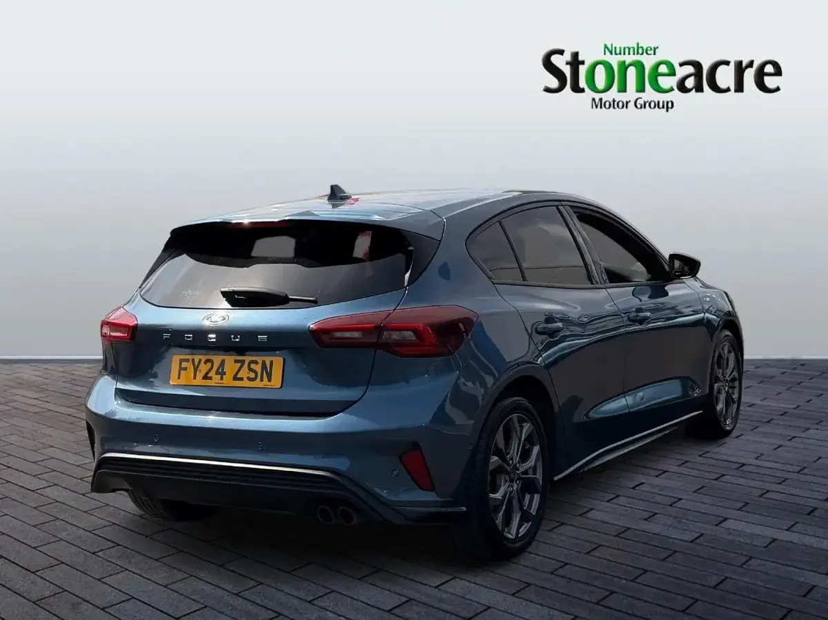 Used Ford Focus ST-Line 125 HP (91 kW) 2024 Blue Hatchback