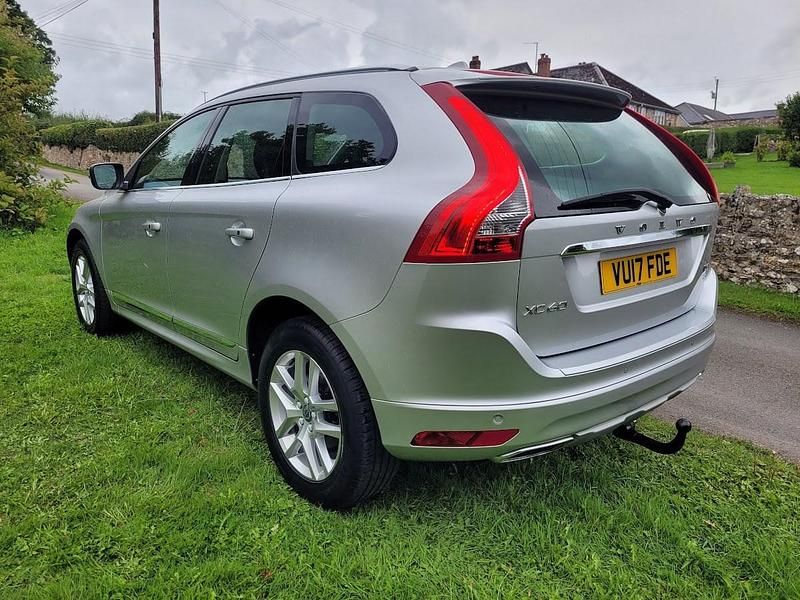 Used Volvo XC60 SE Lux 2017 Silver SUV