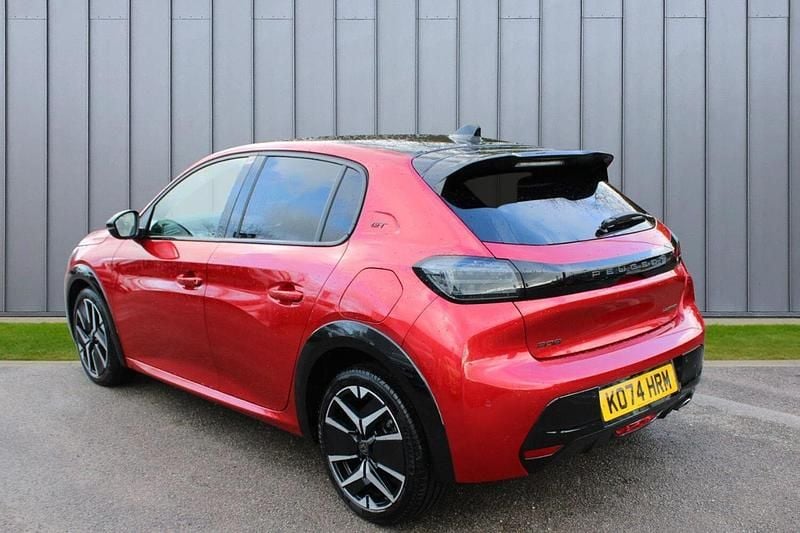 Used Peugeot 208 GT 99 HP (72 kW) 2025 Red Hatchback