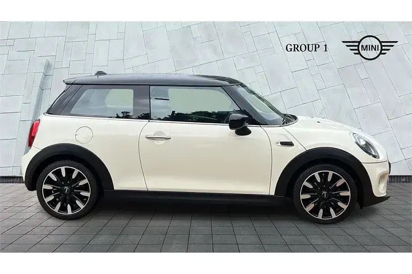 Used Mini Cooper Exclusive 136 HP (100 kW) 2020 White Hatchback