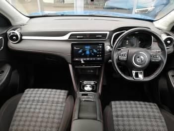 Used MG ZS SE 114 kW (156 HP) 2022 Blue SUV