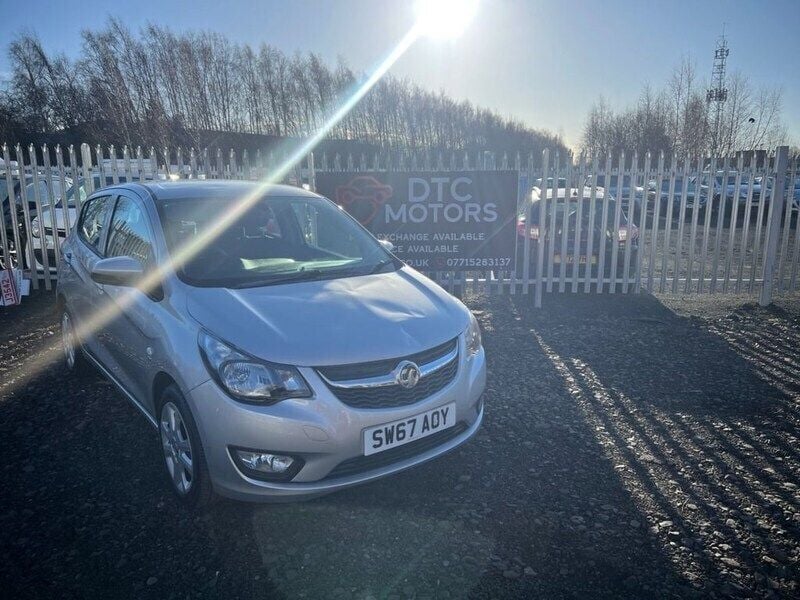 Silver Used 2017 Vauxhall Viva Hatchback | £5,295 (Good price) - Image 1/4