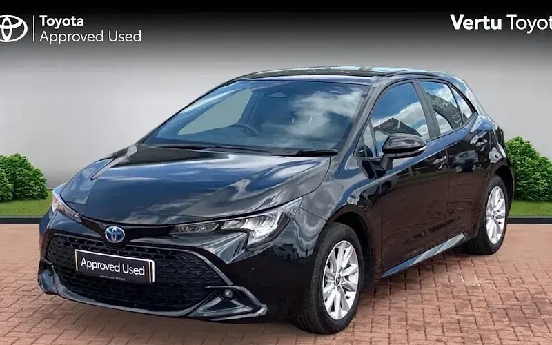 Used Toyota Corolla 178 HP (130 kW) 2026 Hatchback