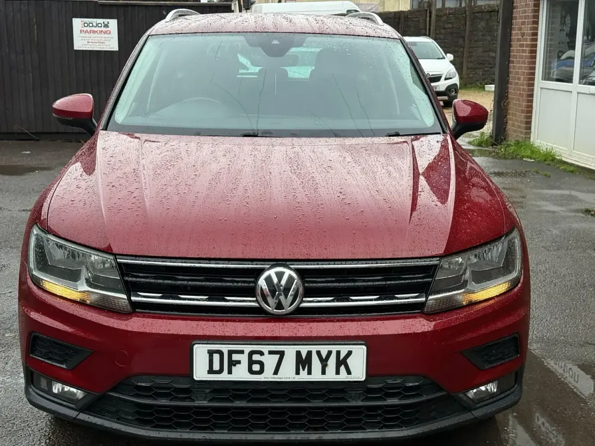 Usado VW Tiguan SE 190 HP (139 kW) 2018 Vermelho SUV