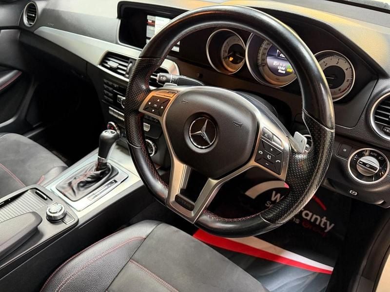 Used Mercedes C250 AMG 260 HP (191 kW) 2013 White Coupe