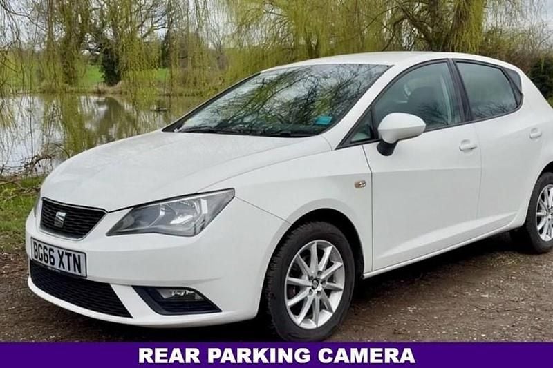 Used Seat Ibiza SE Technology 90 HP (66 kW) 2016 White Hatchback