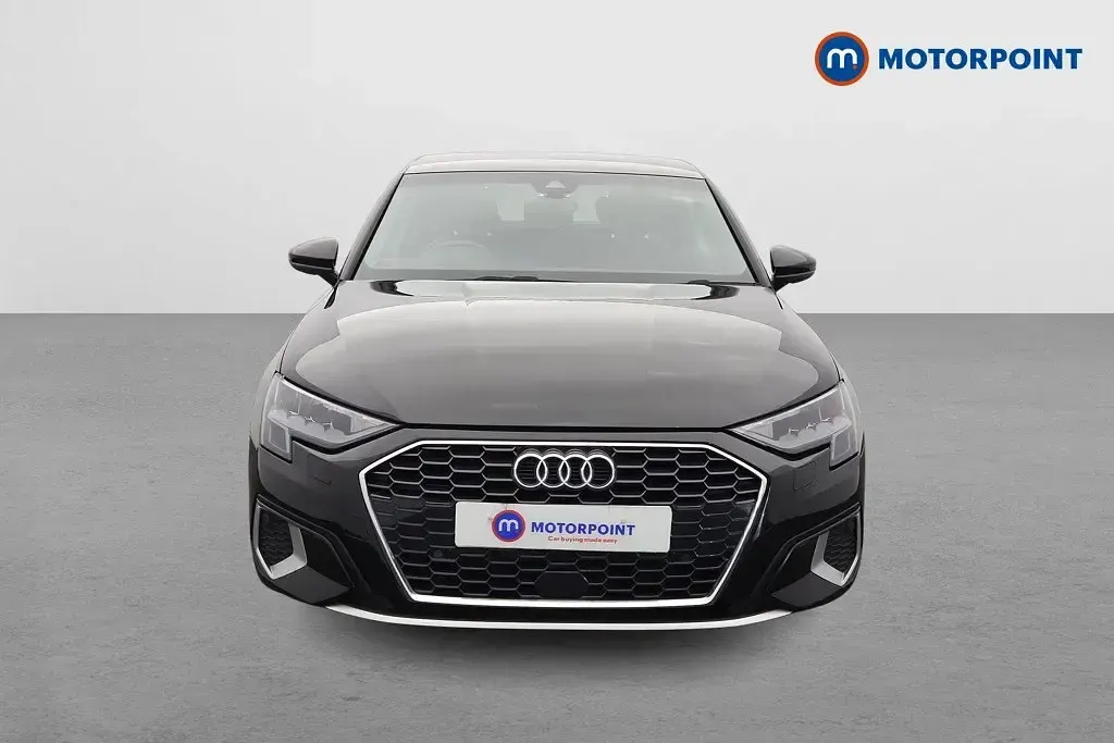 Usado Audi A3 Sport 2023 Preto Sedan