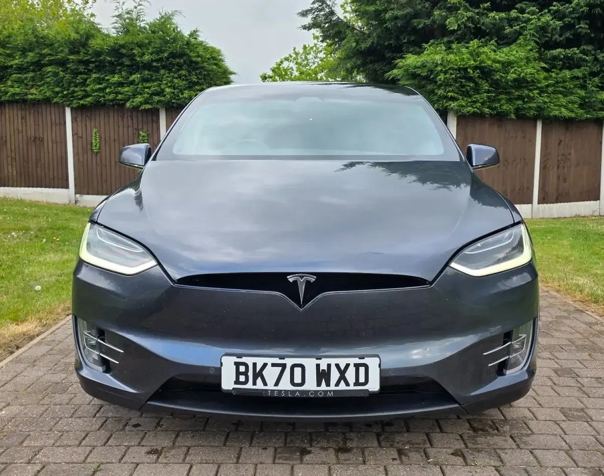 Używany Tesla Model X Long Range AWD 397 kW (541 KM) 2020 Szary SUV