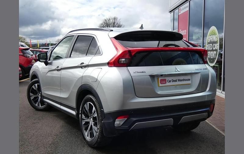 Usado Mitsubishi Eclipse Cross 161 HP (118 kW) 2018 Prateado SUV
