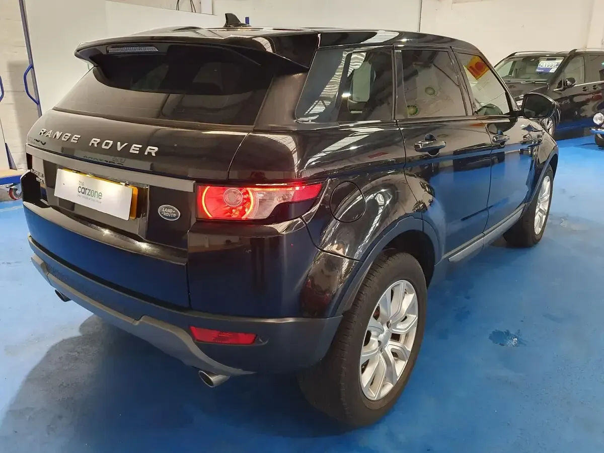 Used Land Rover Range Rover evoque Pure 187 HP (137 kW) 2014 Black SUV
