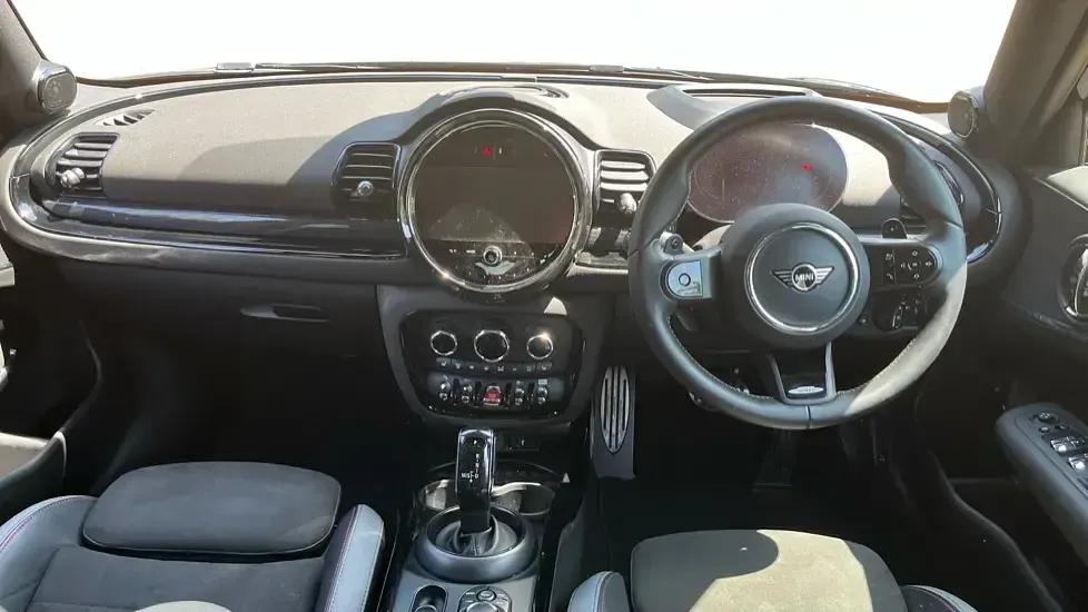 Used Mini John Cooper Works Clubman 302 HP (222 kW) 2023 Enigmatic black Estate