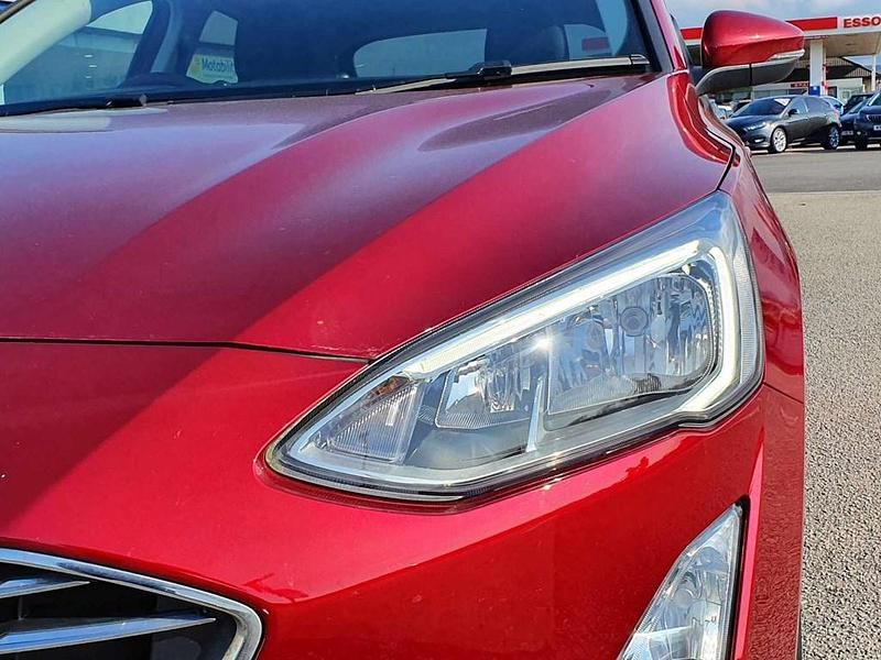 Used Ford Focus Titanium 2018 Red Hatchback