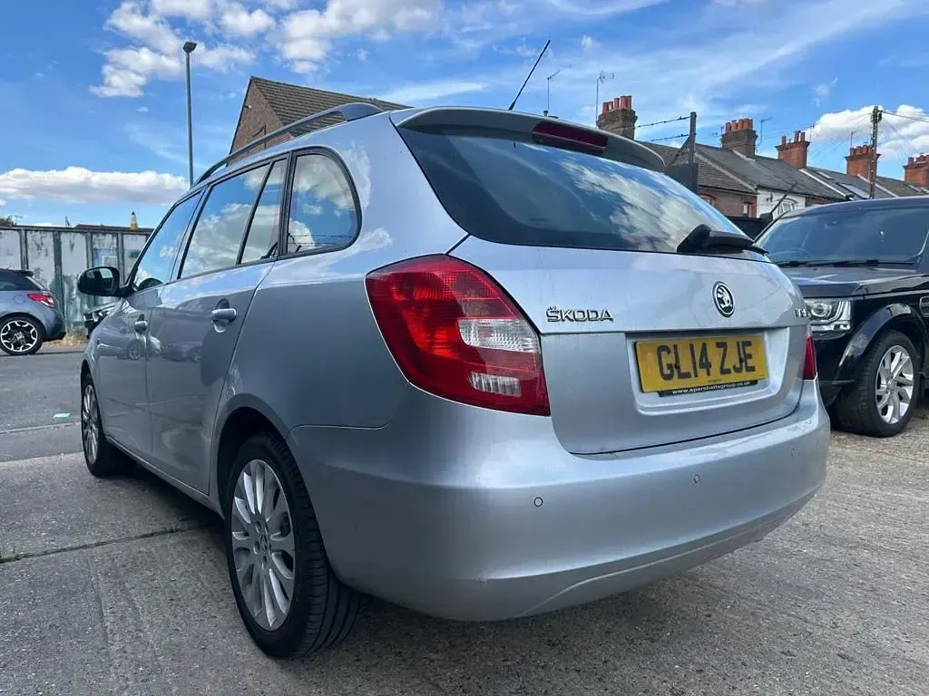 Used Skoda Fabia Elegance 2014 Silver Estate