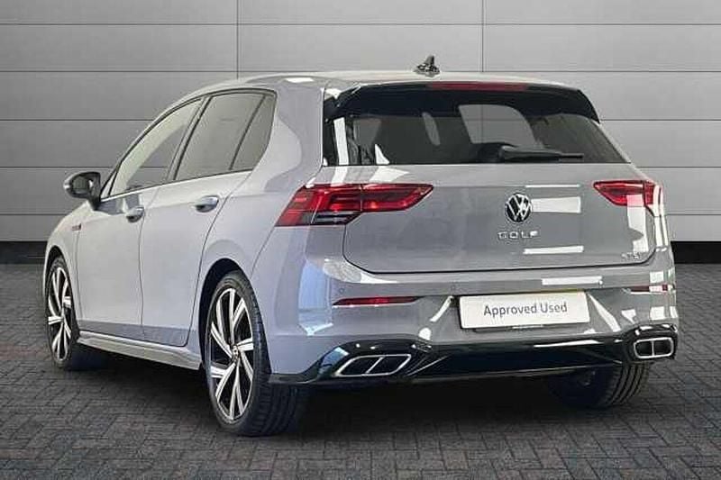 Used VW Golf VIII R-line 150 HP (110 kW) 2023 Moonstone grey Hatchback