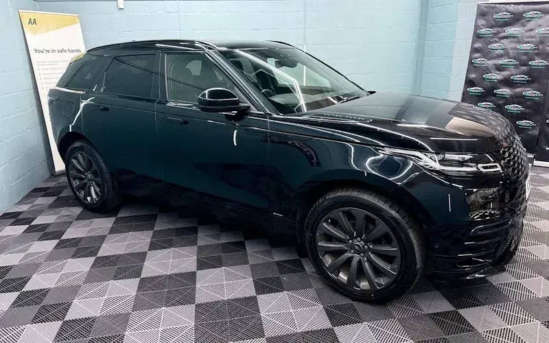 Used Land Rover Range Rover Velar SE Dynamic 179 HP (131 kW) 2020 SUV