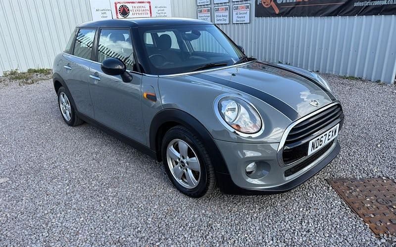 Usado Mini Cooper Hatch 136 HP (100 kW) 2017 Citadino