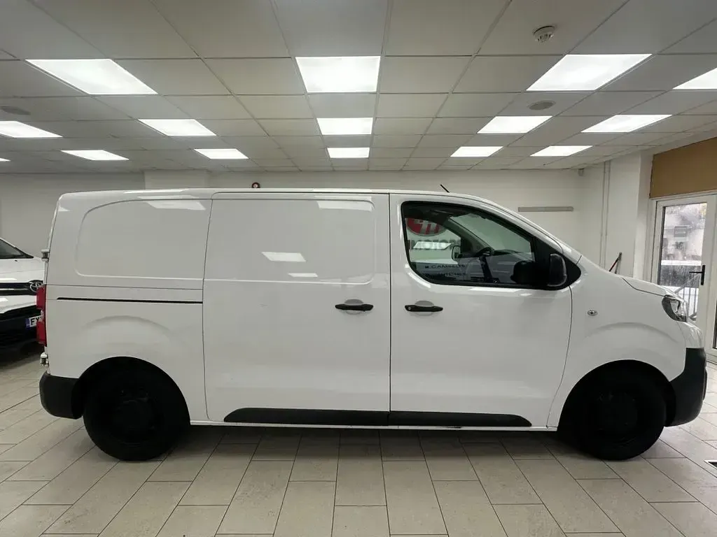 Used Peugeot Expert S 2017 White Van